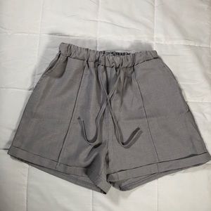 Misslook Casual Gray Shorts S